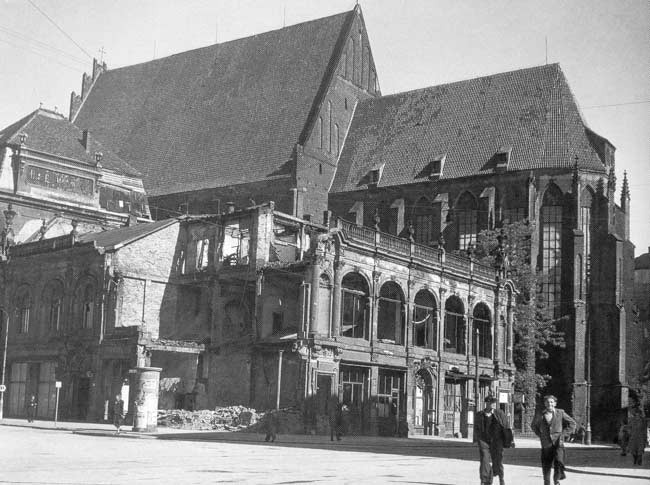 Tak Wrocław powstawał z ruin zaraz po wojnie [ZDJĘCIA], fotopolska.eu
