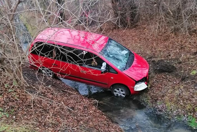 Wrocław: Volkswagen wpadł do rzeki, kierowca zniknął, Mateusz Iwanów