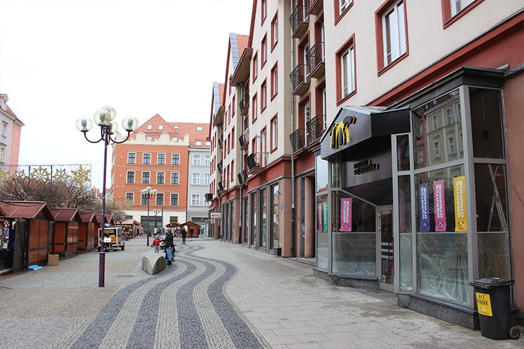 Wrocław: nowa restauracja przy Świdnickiej. Siły łączą Browar Stu Mostów i La Maddalena [ZDJĘCIA], Jakub Jurek