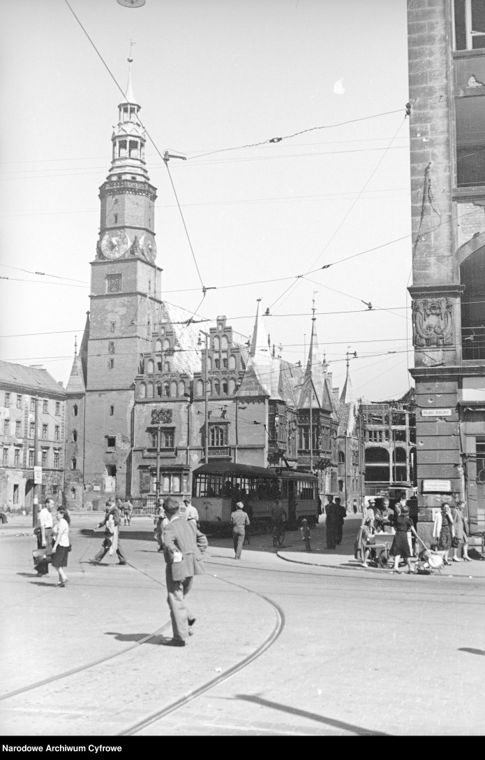 Pierwsze chwile Wrocławia po wojnie. Tak żyli nasi dziadkowie i rodzice, Narodowe Archiwum Cyfrowe