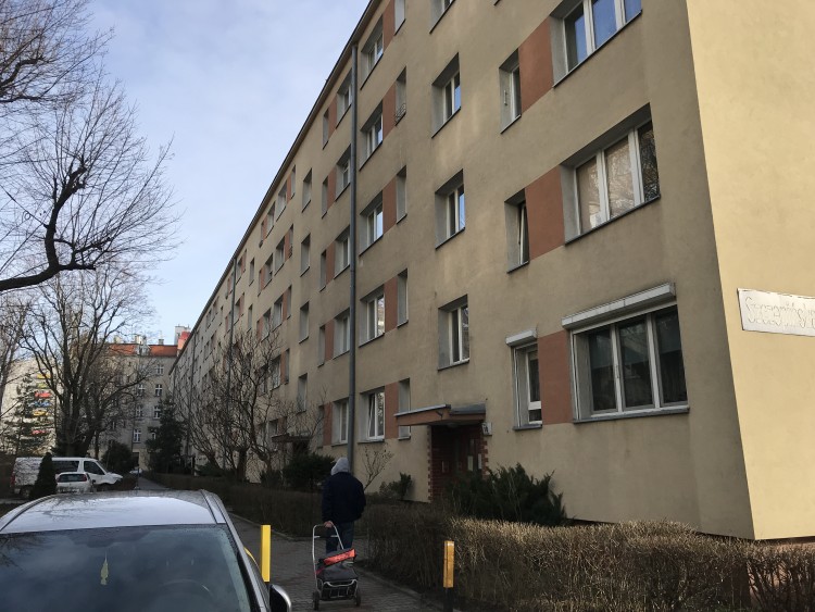 Wrocław: wybuch gazu w bloku na Szczepinie udaremniony. 55-latek miał 2,5 promila, Jakub Jurek
