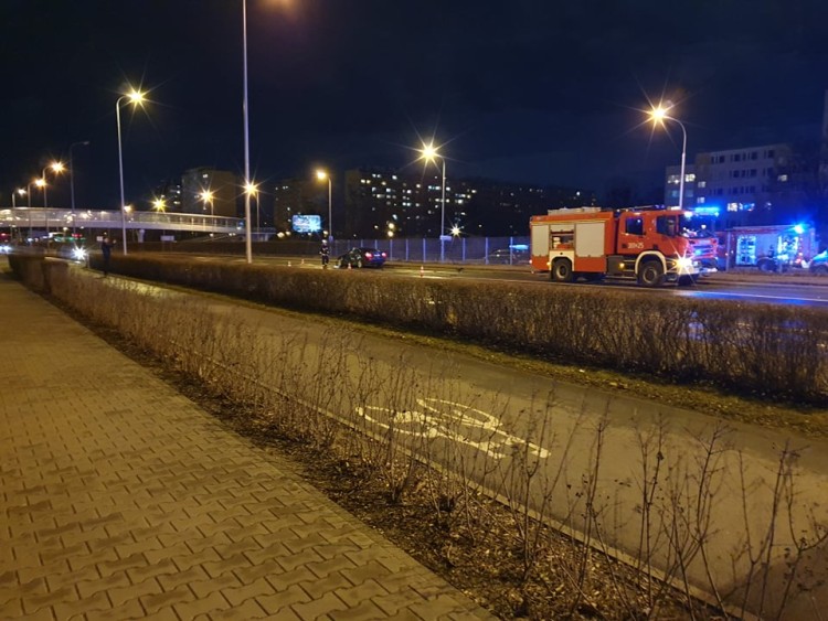 Wrocław: Poważny wypadek na ul. Na Ostatnim Groszu. Jedna osoba w stanie ciężkim [ZDJĘCIA, WIDEO], Peter Kowalski