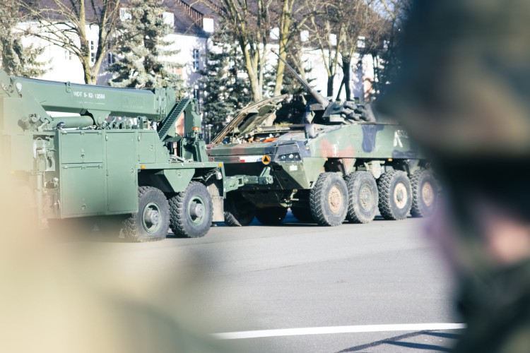 Polsko-amerykańskie manewry wojskowe. W planie marsz przez Wrocław, Dowództwo Rodzajów Sił Zbrojnych