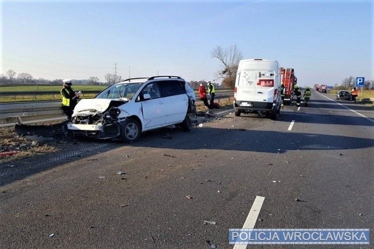 Wypadek na moście Milenijnym. Duże utrudnienia dla kierowców, zdjęcie ilustracyjne/KMP Wrocław
