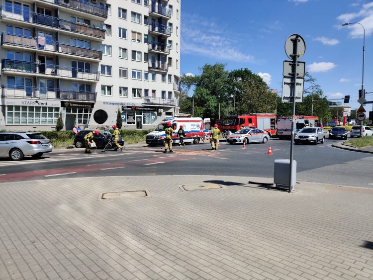 Wrocław: Wypadek autobusu MPK i osobowego fiata na Strzegomskiej [ZDJĘCIA], Kamil Golec