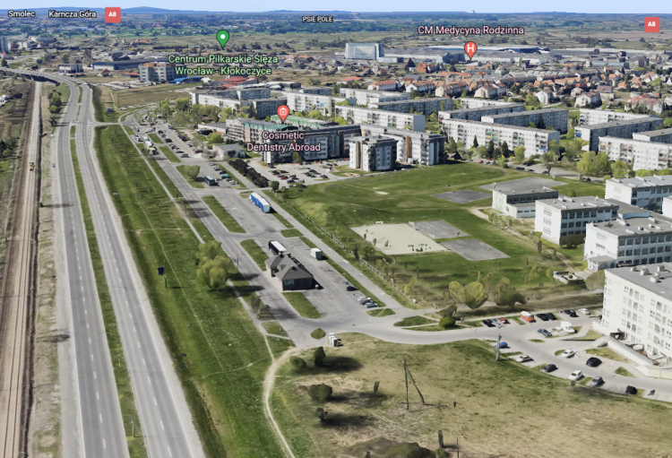 Wrocław: Rozpoczyna się budowa nowego basenu, Google