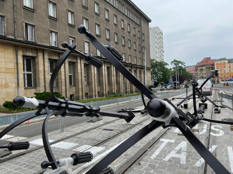 Wrocław zamknie most na jeden dzień. W planie montaż nowych latarni [ZDJĘCIA], WI