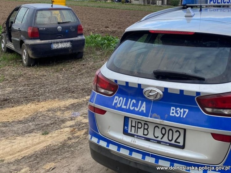 Takim samochodem uciekał przed policją pijany kierowca [ZDJĘCIA], KWP Wrocław