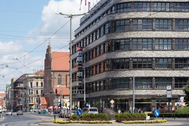 Wrocław: Renoma w remoncie. Pierwszy etap przebudowy nagrodzony, archiwum