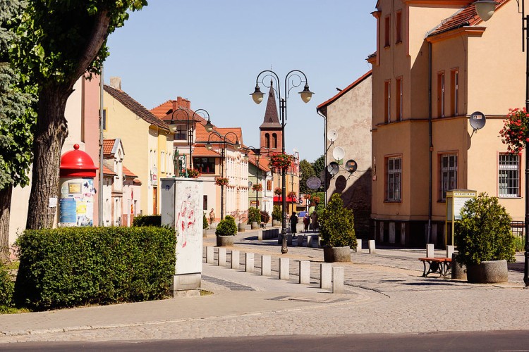 10 najbiedniejszych gmin na Dolnym Śląsku. Bieda aż piszczy, Ralf Lotys/Wikimedia Commons
