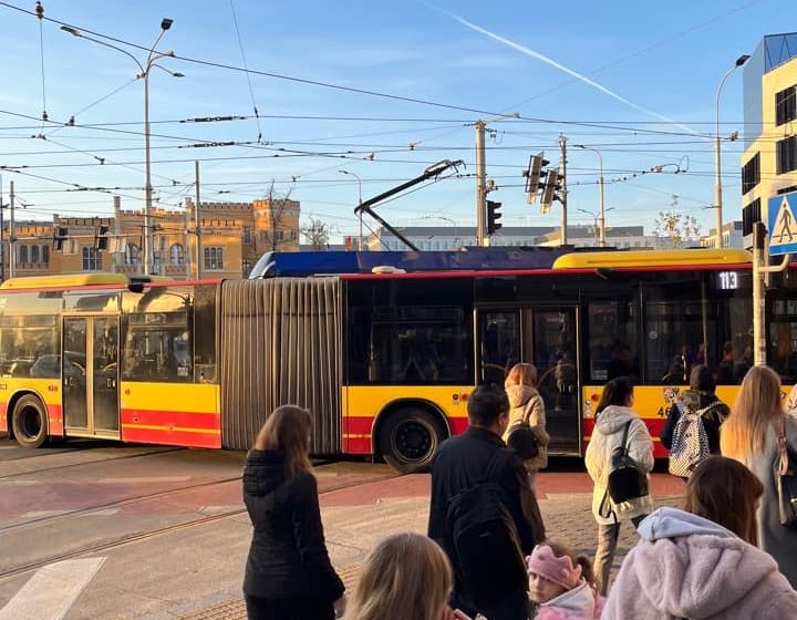 Wrocław: Tramwaj zderzył się z autobusem przy Dworcu Głównym, Partycja Kisiołek