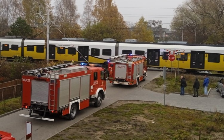 Wypadek we Wrocławiu: Auto z matką i dwójką dzieci wjechało pod pociąg, Czytelniczka