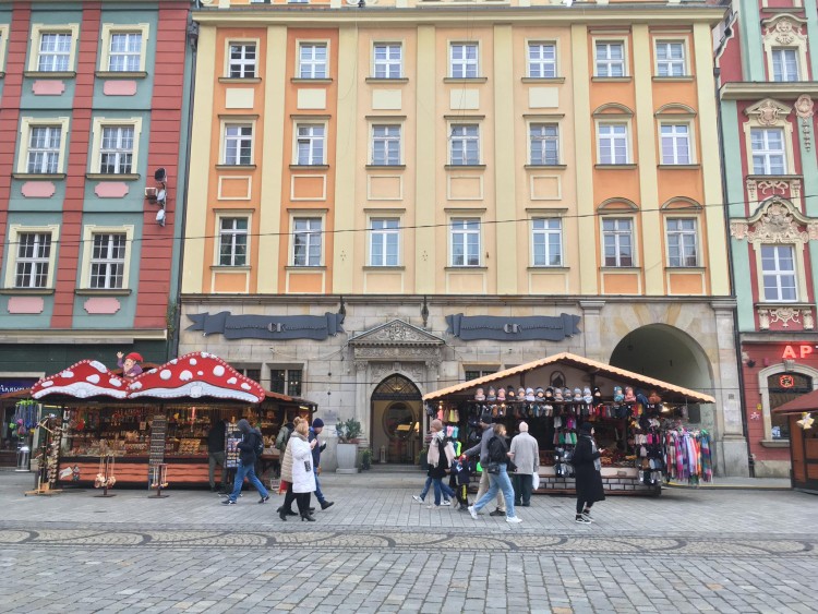Wrocław: Na Rynku zamyka się jedna z najstarszych restauracji w mieście, iv