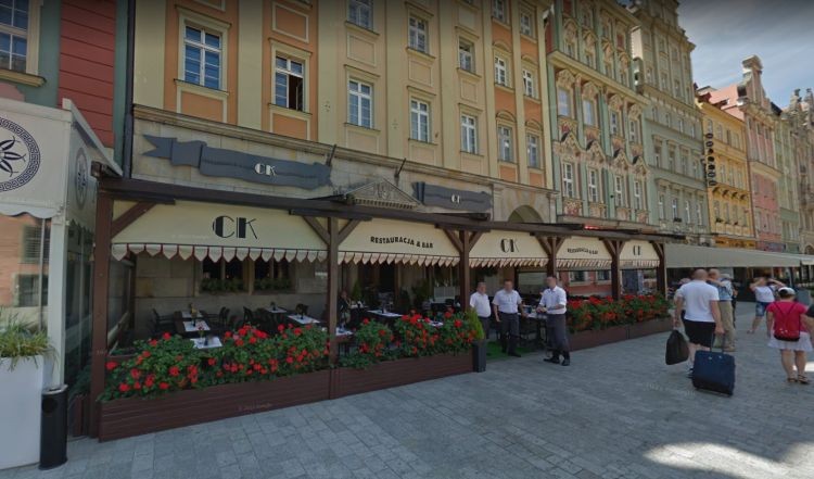 Wrocław: Na Rynku zamyka się jedna z najstarszych restauracji w mieście, Google Maps