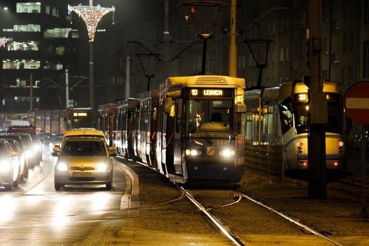 Awaria MPK Wrocław: Objazdy dla tramwajów i autobusy zastępcze, zdjęcie ilustracyjne/archiwum