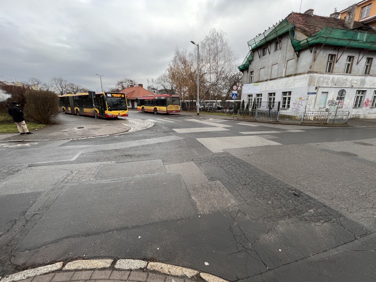 Wrocław: Zachodnie osiedla chcą 19 nowych przejść dla pieszych [LISTA], Jakub Jurek