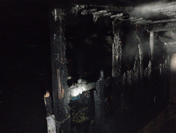 Śmiertelny pożar w kamienicy. Ludzie skakali z okien, KM PSP Legnica