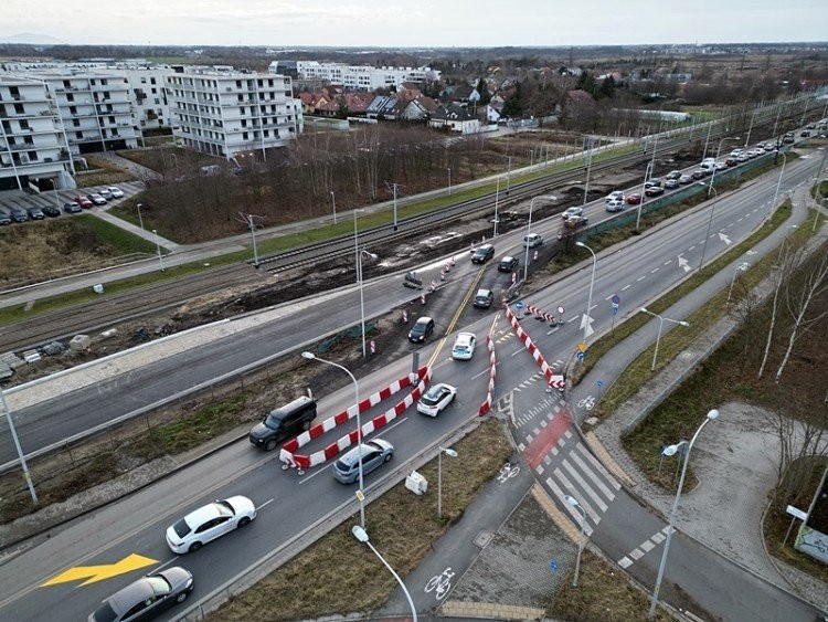 Wrocław: Awaria auta i wypadek na ulicy Kosmonautów. Duże korki!, Jakub Jurek