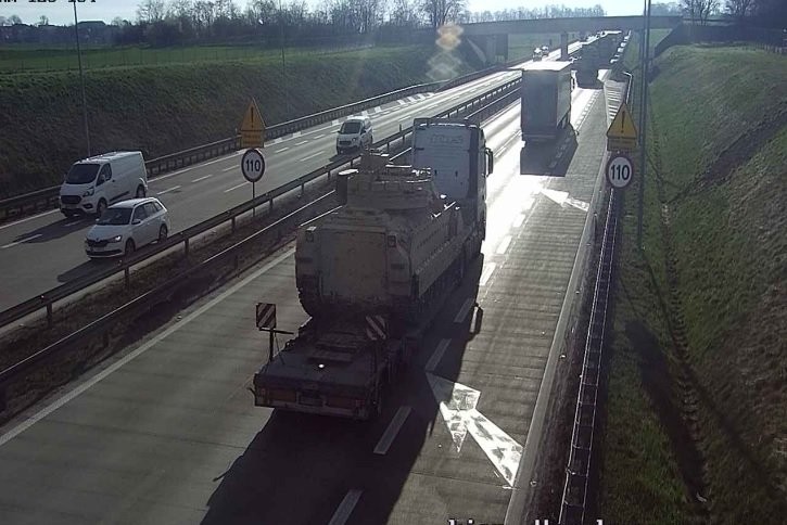 Wypadek na autostradzie A4 pod Wrocławiem. Zablokowany jeden pas ruchu, traxelektronik.pl