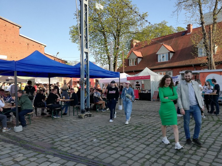 Wrocławski Lotny Festiwal Piwa. Tłumy w Czasoprzestrzeni [ZDJĘCIA], mgo