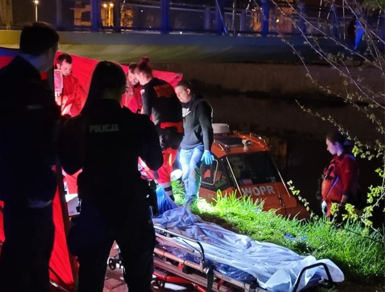 Wrocław: Tragedia w Odrze. Mężczyzna utonął koło Wyspy Słodowej, Dolnośląskie WOPR