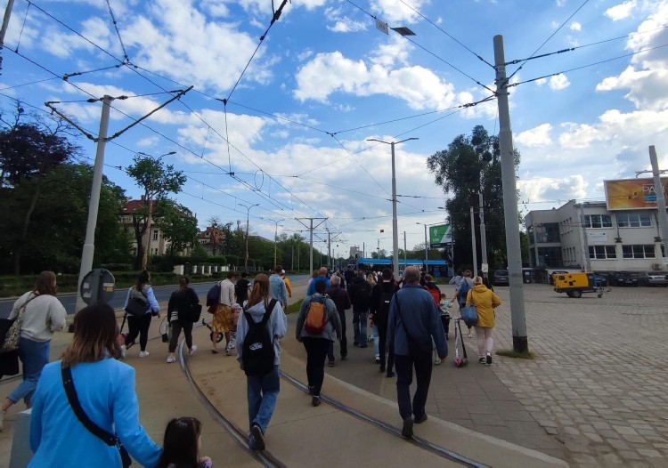 Wrocław: Wykolejenie tramwaju przy zajezdni Borek, Weronika Sypień - Radzińska