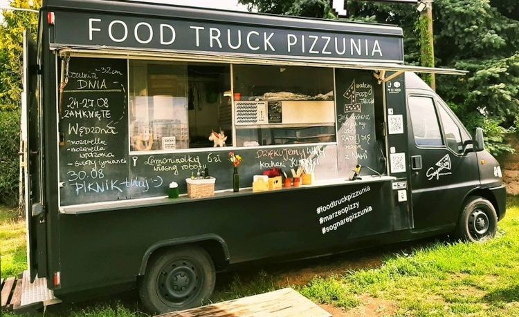Najlepsze food trucki we Wrocławiu - w tych miejscach karmią najlepiej?, Pizzunia Food Truck