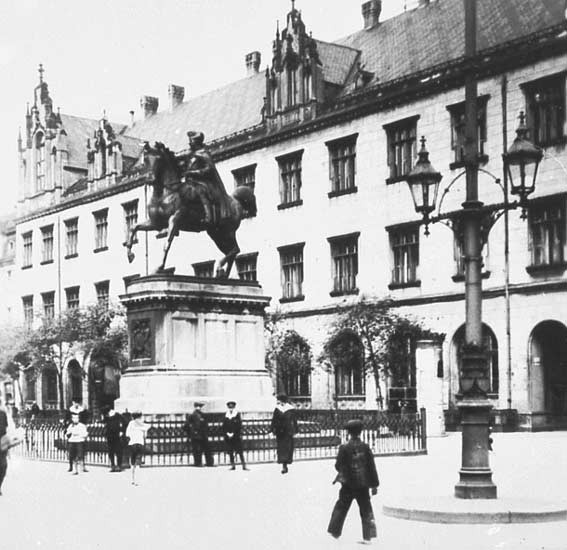 Jakie niemieckie pomniki zniknęły z Wrocławia. Kto najbardziej podpadł Polakom?, 