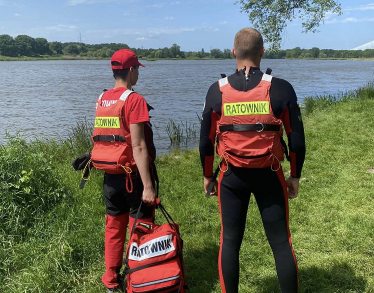 Wrocław: Alarm na Odrze. W rzece pływał mężczyzna, Dolnośląskie WOPR
