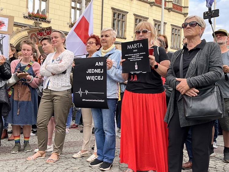 Strajk Kobiet protestował we Wrocławiu: 