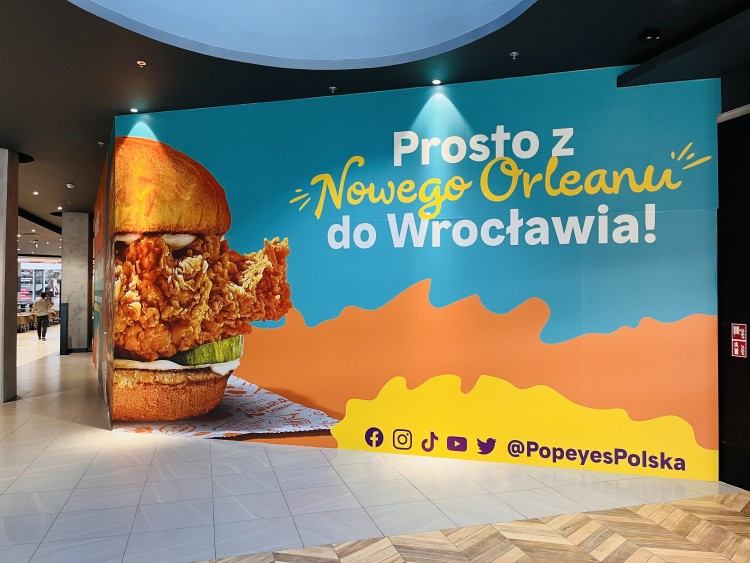 Wrocław: Pierwsza w Polsce restauracja Popeyes gotowa. My już jedliśmy!, Jakub Jurek