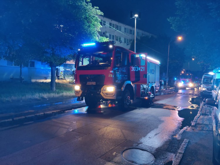 Wrocław: Pożar na Brochowie. Zginął człowiek, st. kpt. Michał Kokot/Komenda Miejska PSP we Wrocławiu