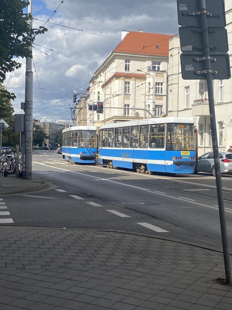 Wrocław: Najpierw wykolejenie tramwaju, później awaria zwrotnicy, Ola Wiśniewska