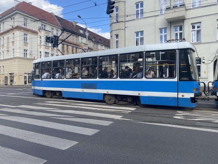 Wrocław: Najpierw wykolejenie tramwaju, później awaria zwrotnicy, Ola Wiśniewska
