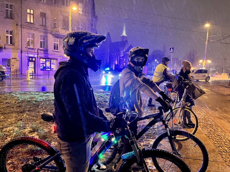 Wrocław: Rowerzyści pojechali dla Daniela Chojnackiego. Zobacz zdjęcia, Askaniusz Polcyn