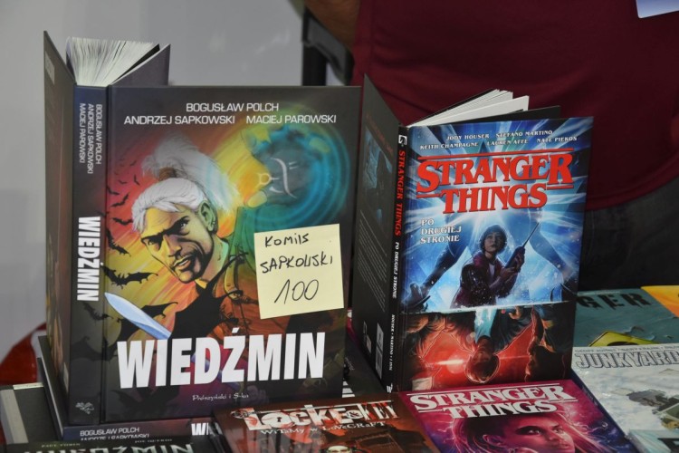 TOP 15 książek, bez których nie możesz wyjść z Wrocławskich Targów Dobrych Książek, Kinga Mierzwiak