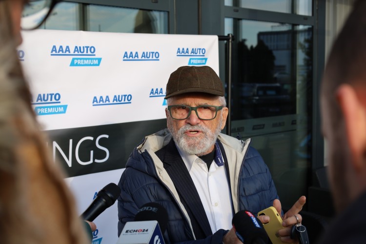 AAA AUTO otworzyło nowe centrum sprzedaży aut we Wrocławiu, 