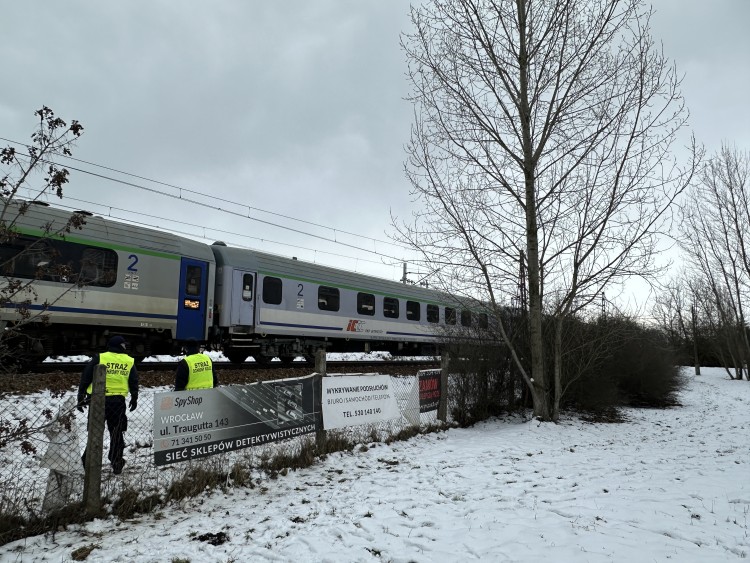Śmiertelny wypadek na Brochowie. Kobieta zginęła potrącona przez pociąg, Askaniusz Polcyn