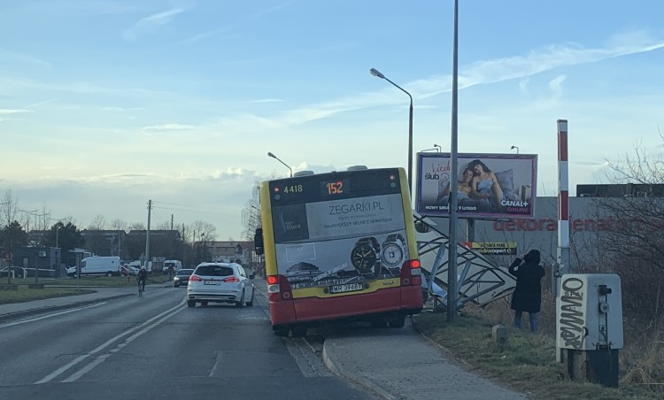 Wypadek we Wrocławiu: Autobus MPK wbił się w przystanek, Askaniusz Polcyn