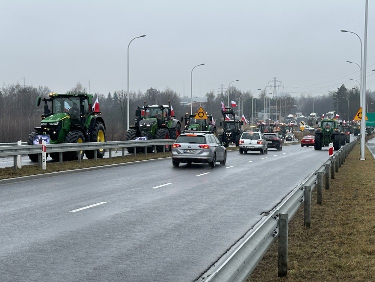 Gigantyczny korek na Sobieskiego. Rolnicy przedłużają blokady do marca [RELACJA NA ŻYWO], Askaniusz Polcyn