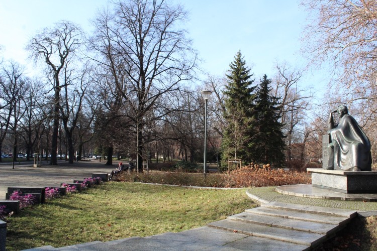 Pierwszy powiew wiosny we Wrocławiu. Tłumy w parkach i na ulicach, Klaudia Kłodnicka