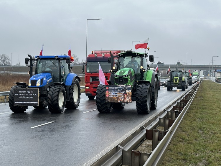 Rolnicy zapowiadają zaostrzenie blokad. 