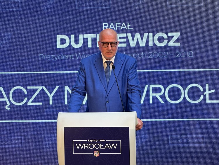 Rafał Dutkiewicz poparł rywalkę Jacka Sutryka. 