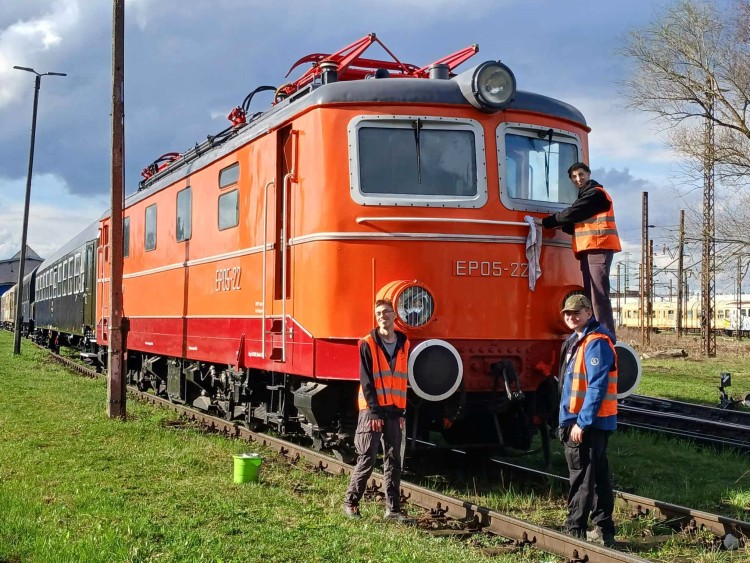 Wrocław ma 130 zabytkowych wagonów. Miłośnicy kolei o muzeum walczą od lat, Klub Sympatyków Kolei Miejskiej