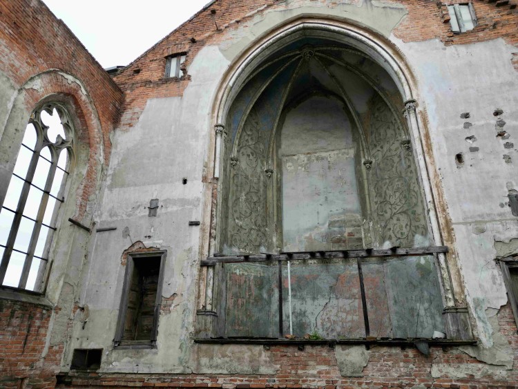 Piękny, zabytkowy kościół w centrum Wrocławia w ruinie. Zaglądamy do środka, Jakub Jurek