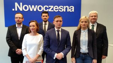 Nowoczesna: na reformie edukacji Wrocław straci 100 mln zł