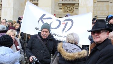 Wrocław: dziś kolejna manifestacja KOD-u i opozycji