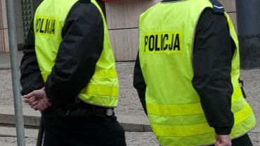 Wrocław: błyskawiczna akcja policjantów uratowała życie 81-latce