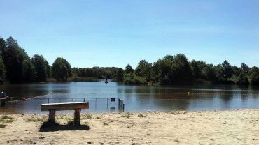 Wrocław: odkryte baseny i kąpieliska już działają! [CENNIK, GODZINY OTWARCIA]