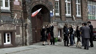 Wrocław: prawie 900 maturzystów ponownie przystąpiło do matury